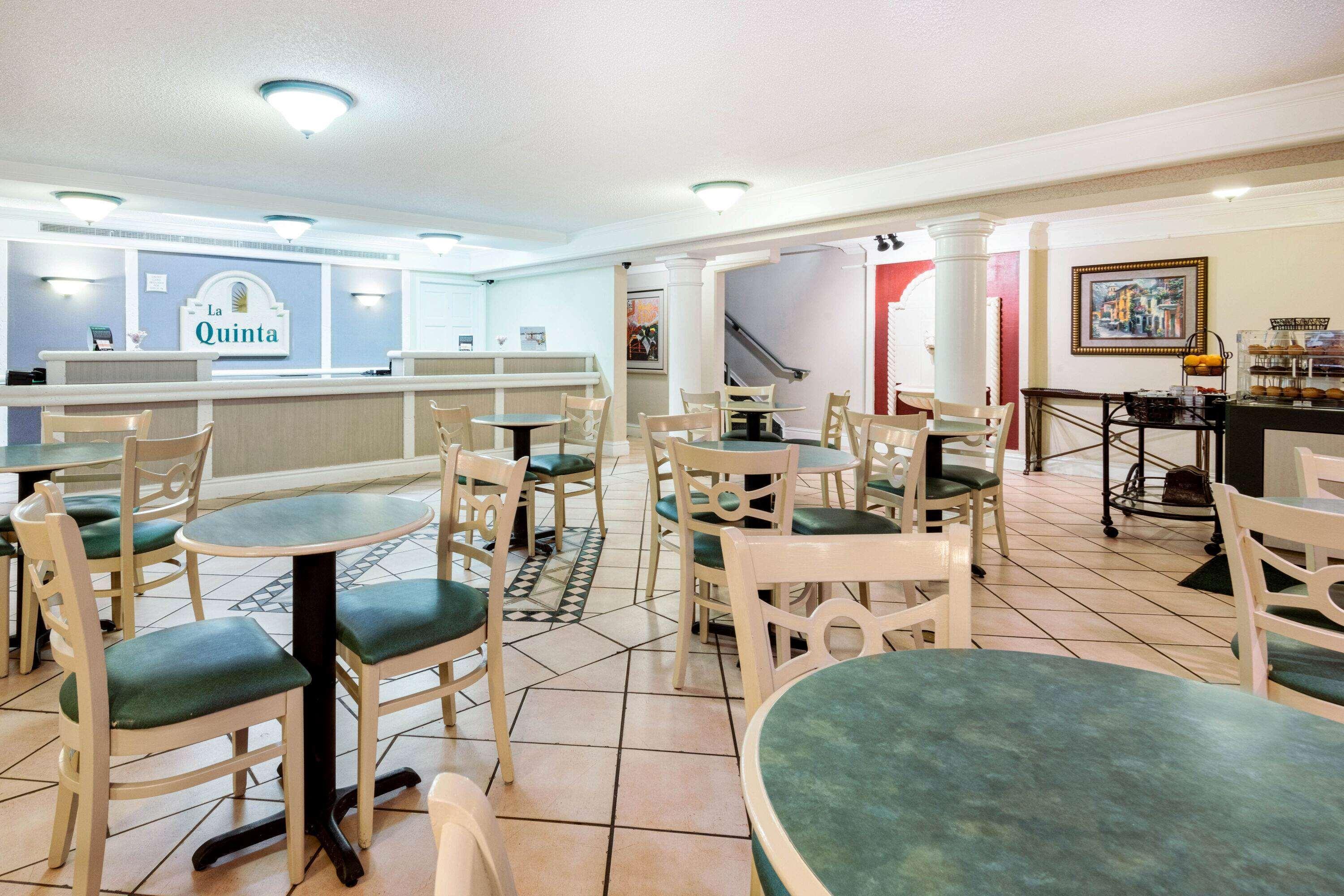 La Quinta Inn By Wyndham Фармингтон Экстерьер фото