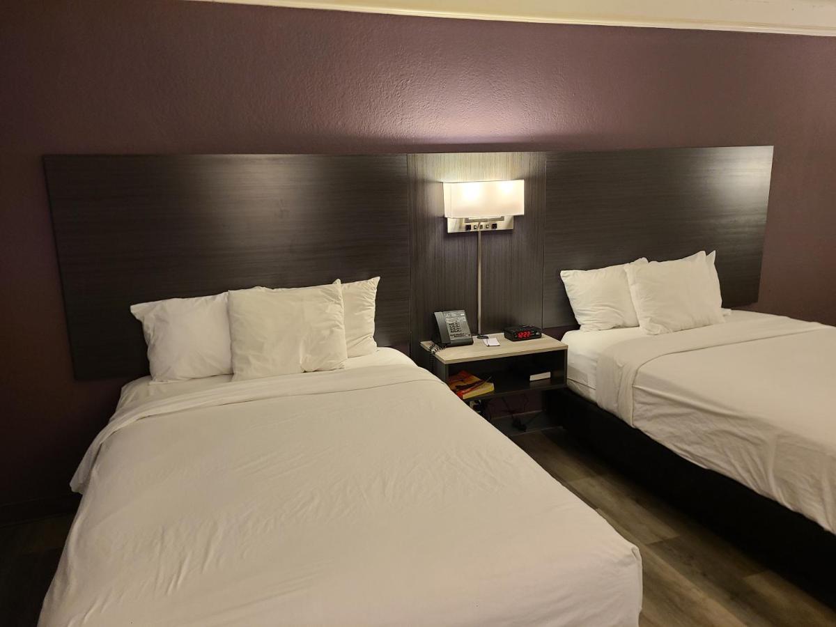 La Quinta Inn By Wyndham Фармингтон Экстерьер фото